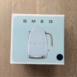 SMEG Retro 50s Electric Kettle Navy Blue NEW In Box